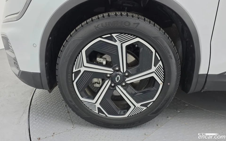 Renault Samsung QM6 2.0 GDe RE 2WD 2024 — миниатюра 5