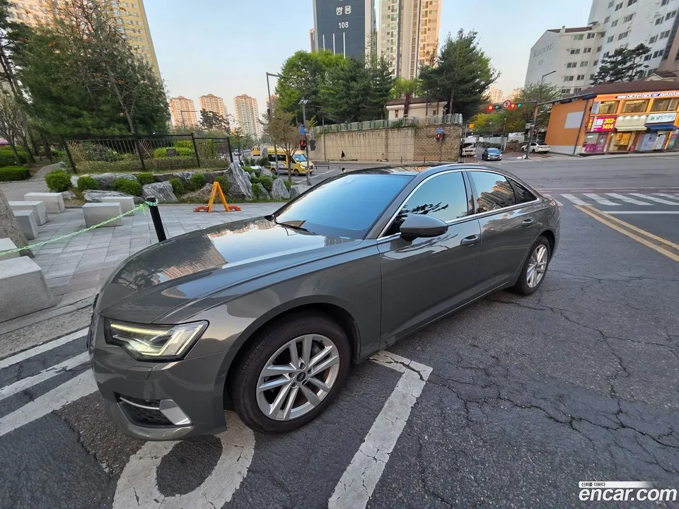 Audi A6 45 TFSI 2022 — thumbnail 3