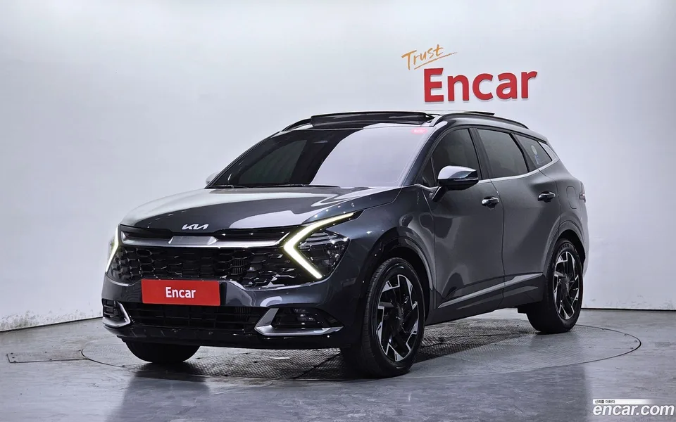 Kia Sportage 1.6 2WD 2022 — фото 1, купить с доставкой в Москву