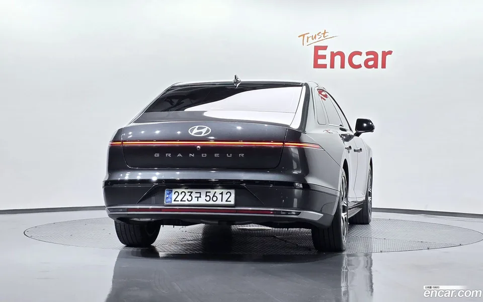 Hyundai Grandeur 2.5 2WD 2023 — миниатюра 4