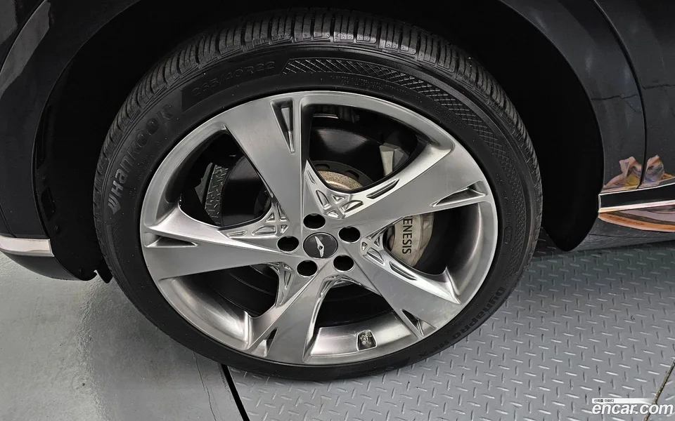 Genesis GV80 2.5T AWD 2023 — миниатюра 2