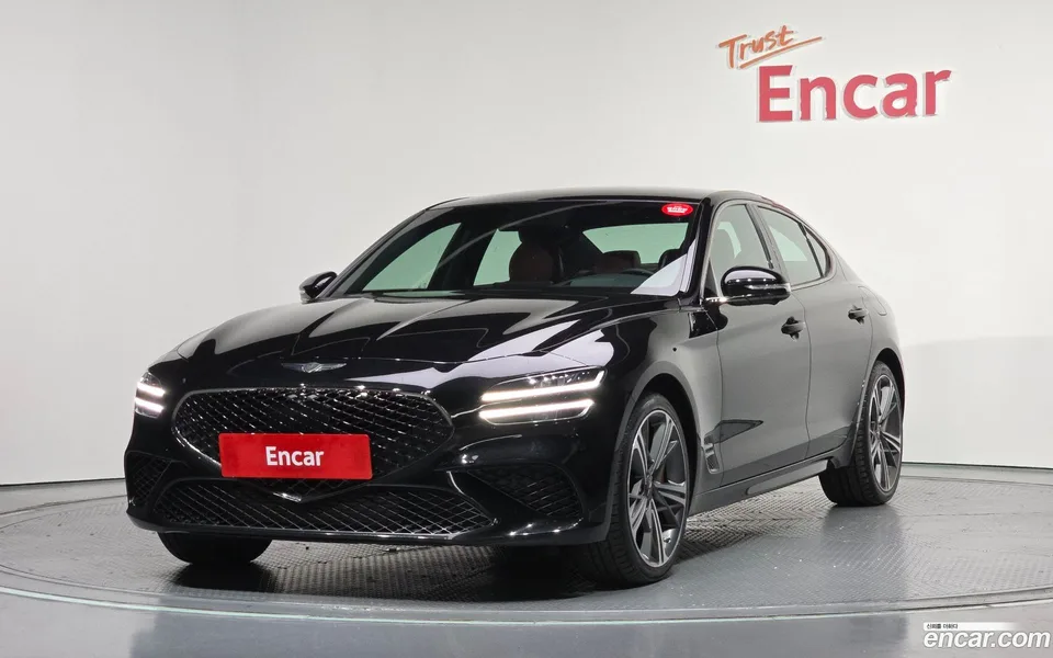 Genesis G70 3.3T 2WD 2025 — фото 1, купить с доставкой в Москву
