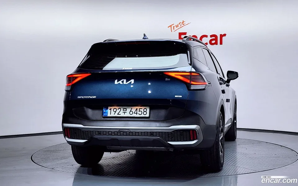 Kia Sportage Hybrid 2WD 2022 — миниатюра 4