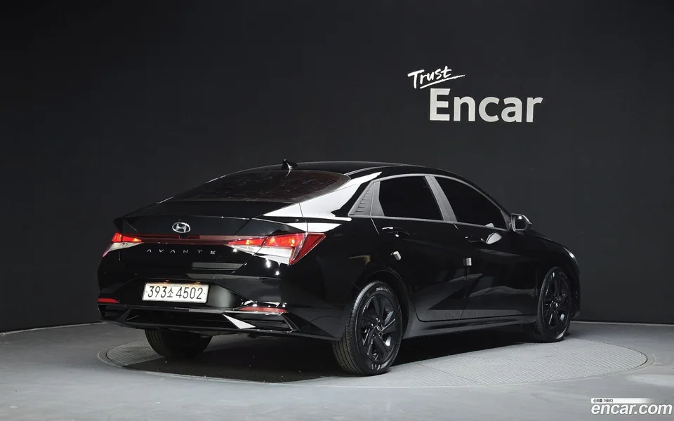 Hyundai Avante 1.6 2022 — миниатюра 2