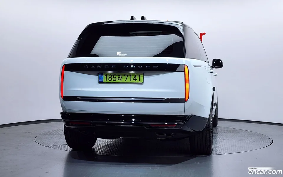Land Rover Range Rover P530 AB LWB 2025 — миниатюра 4