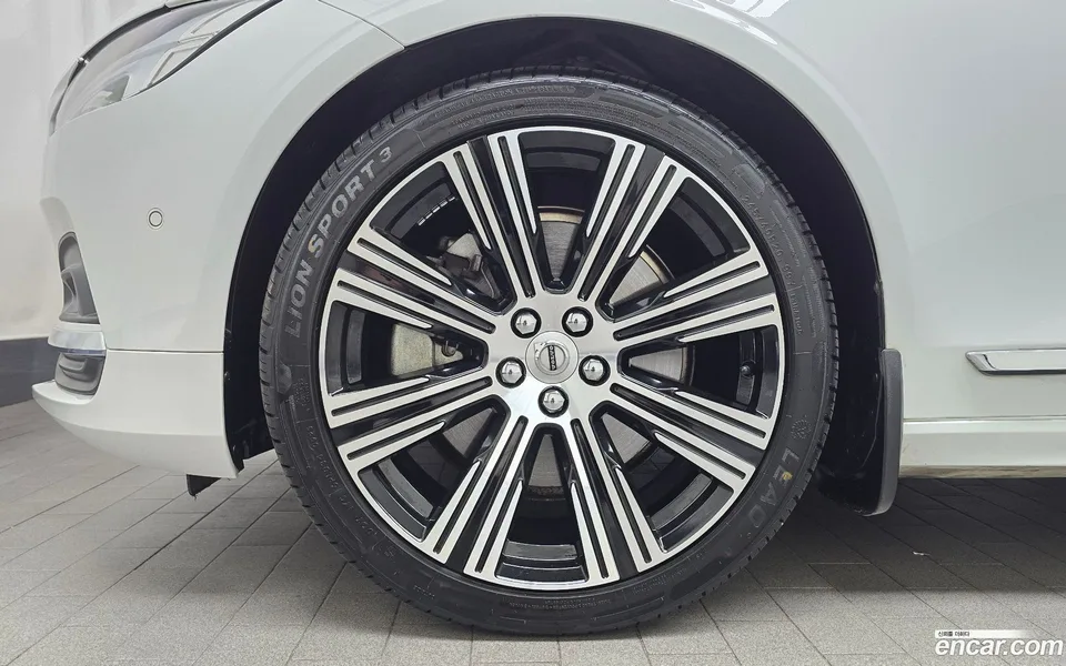 Volvo S90 B6 AWD 2022 — миниатюра 2