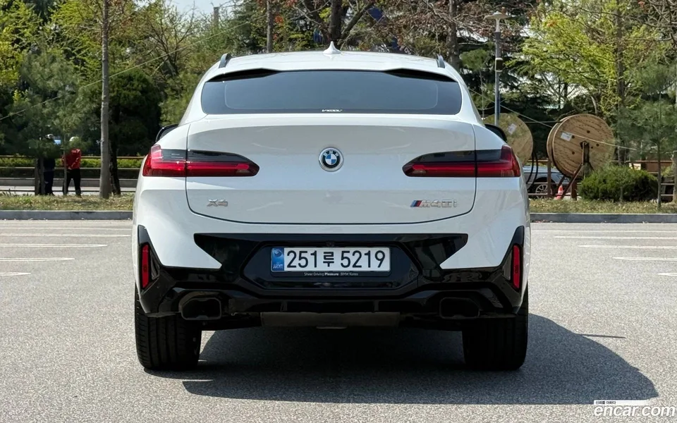 BMW X4 xDrive M40i 2025 — thumbnail 4