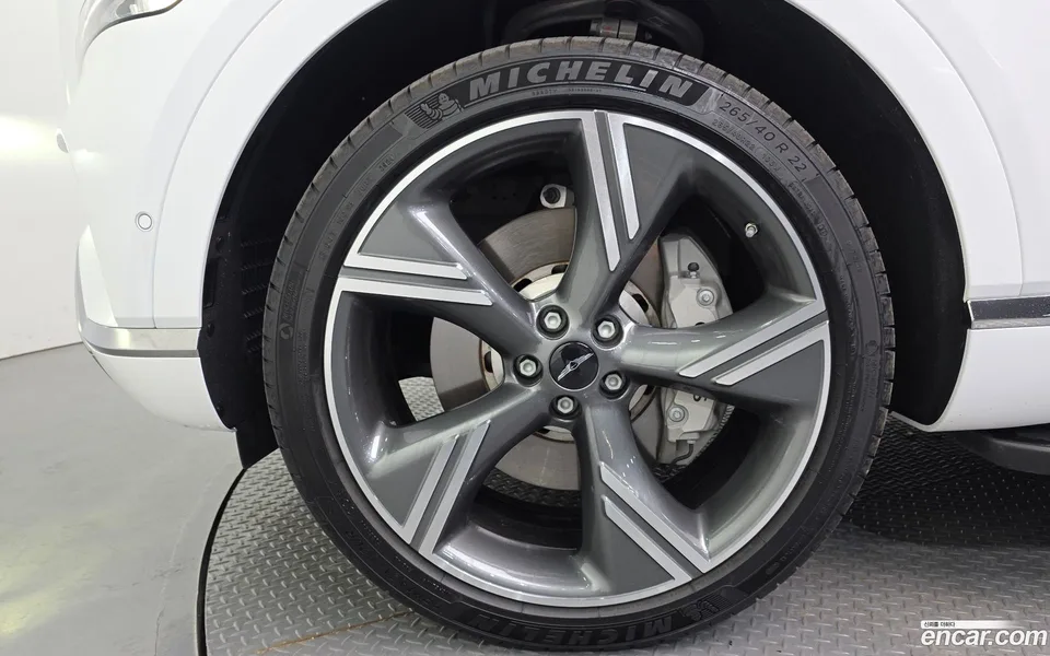 Genesis GV80 2.5T AWD 2024 — миниатюра 2