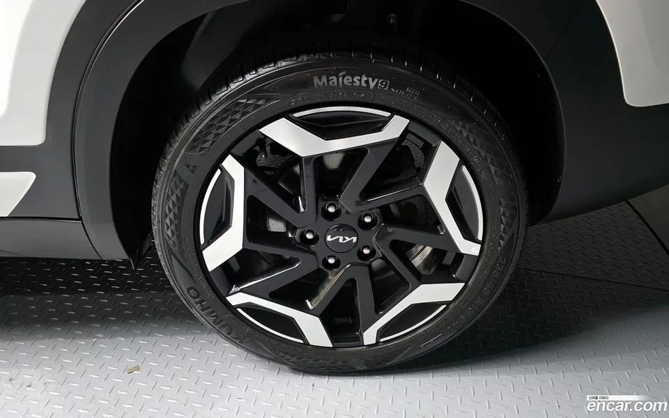 Kia Seltos 1.6 4WD 2023 — миниатюра 5
