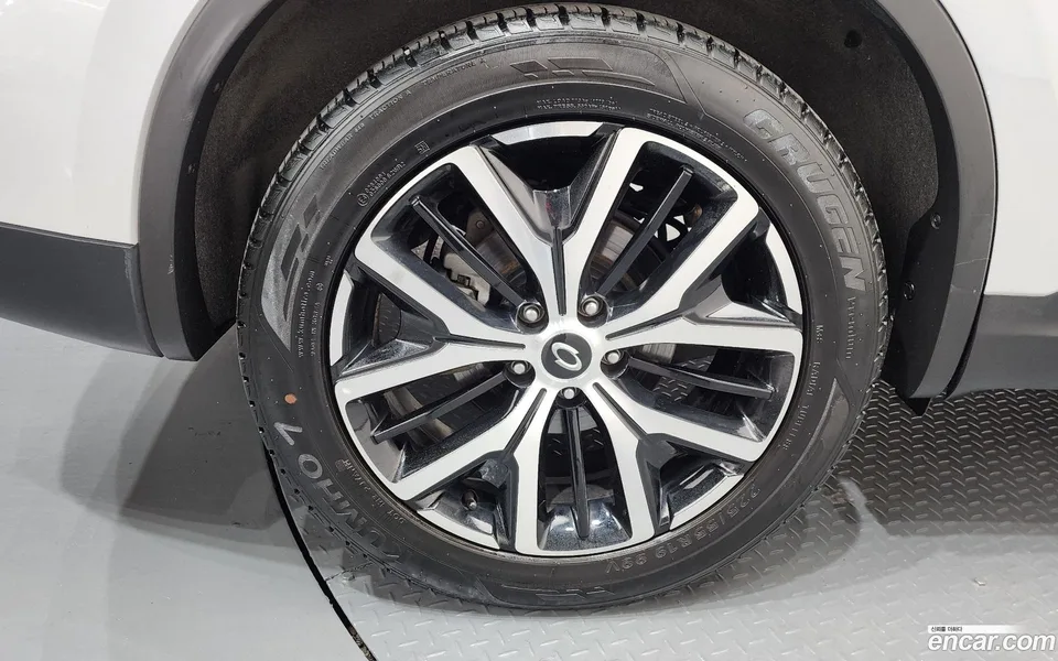 Renault Samsung QM6 2.0 LPe RE 2WD 2022 — миниатюра 2