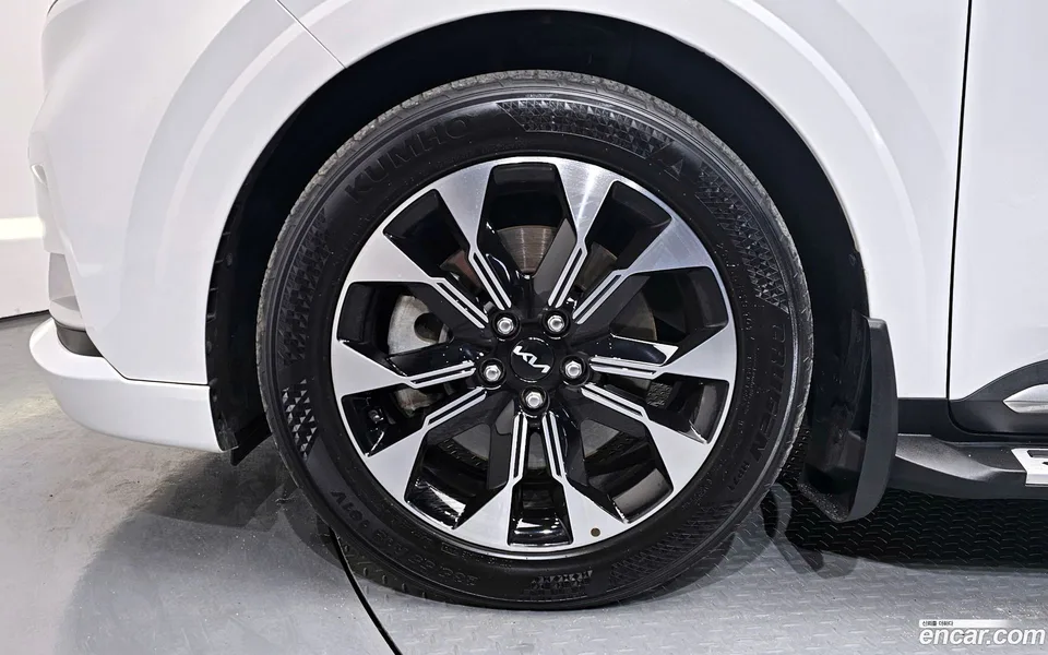 Kia Carnival 9 2022 — thumbnail 5