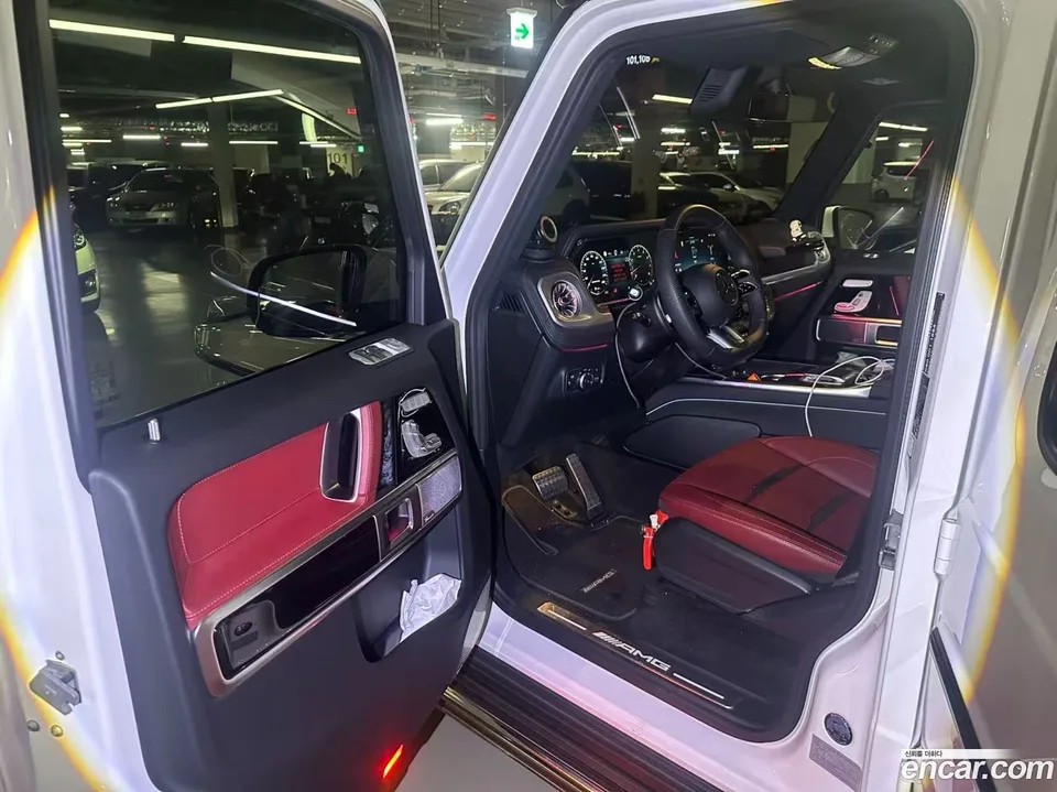 Mercedes-Benz G-Class AMG G63 2025 — миниатюра 2