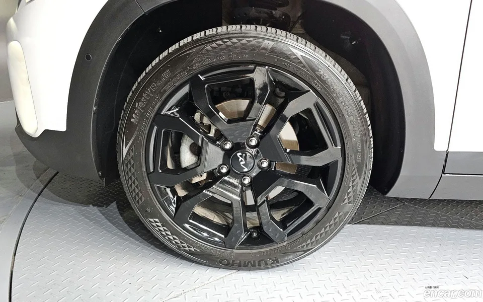 Kia Seltos 1.6 4WD 2022 — миниатюра 2