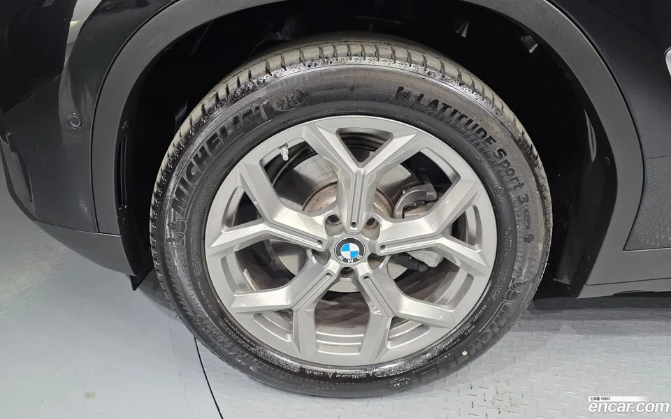 BMW X4 xDrive20i xLine 2024 — миниатюра 2