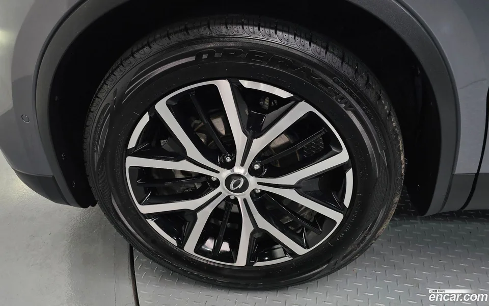Renault Samsung QM6 2.0 LPe RE 2WD 2022 — миниатюра 2