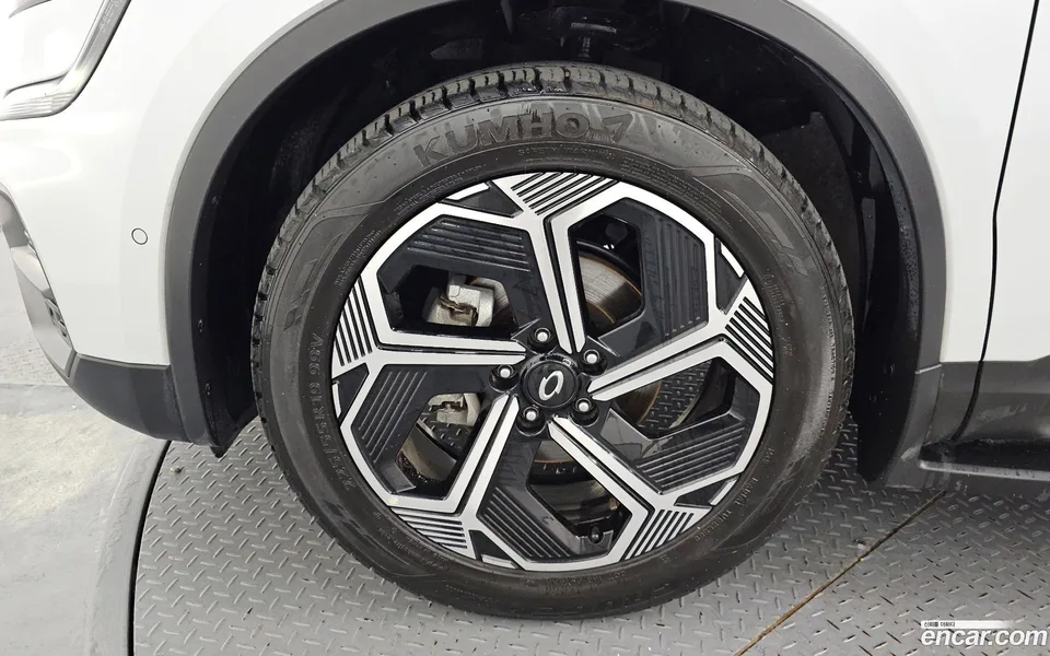 Renault Samsung QM6 2.0 LPe 2WD 2023 — миниатюра 2