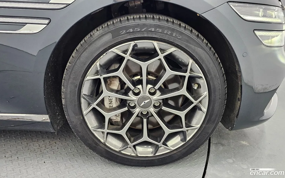 Genesis G80 2.5 AWD 2023 — миниатюра 2