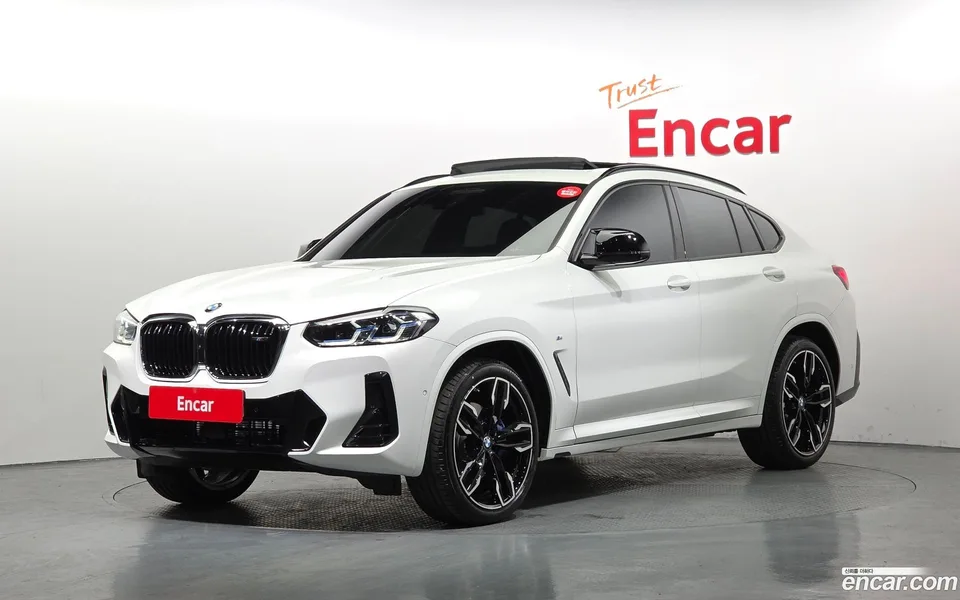 BMW X4 xDrive M40i 2025 — фото 1, купить с доставкой в Москву
