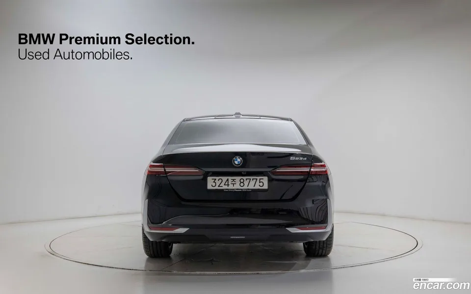 BMW 5 Series 523d 2025 — миниатюра 4