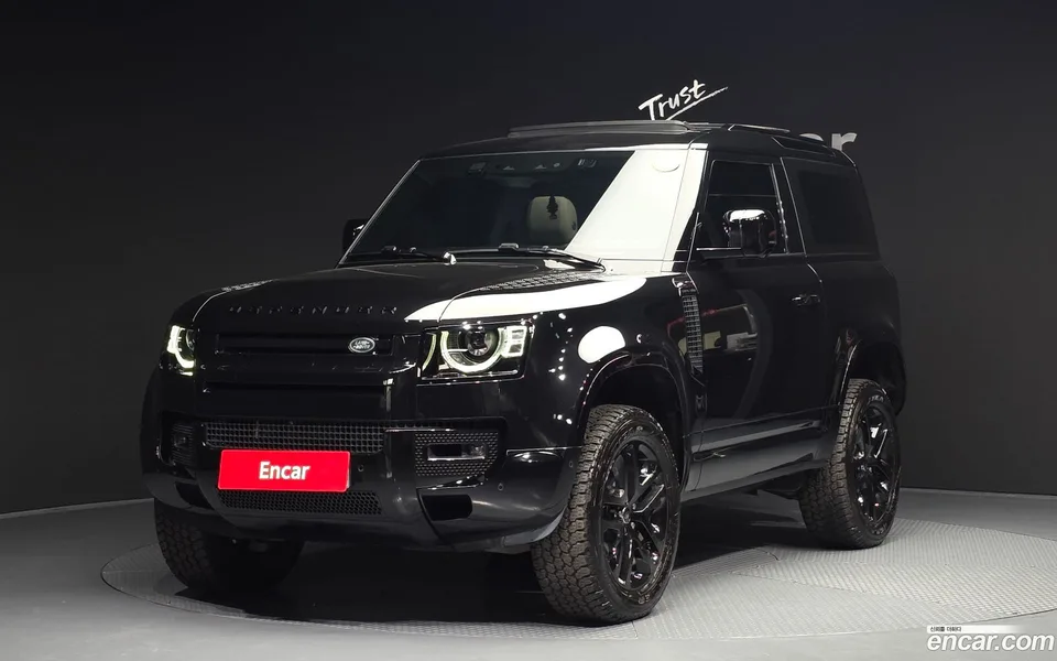 Land Rover Defender 90 D250 XS 2024 — фото 1, купить с доставкой в Москву