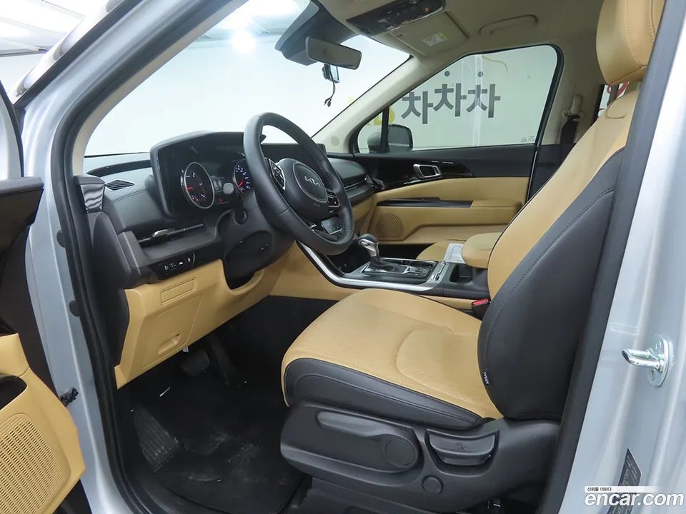 Kia Carnival 9 2022 — миниатюра 2