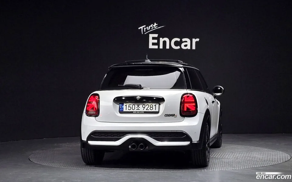 MINI Cooper S 2023 — миниатюра 4