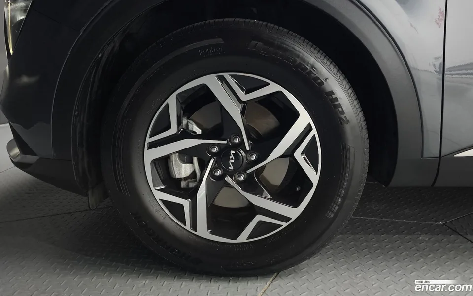 Kia Sportage 1.6 2WD 2022 — миниатюра 2