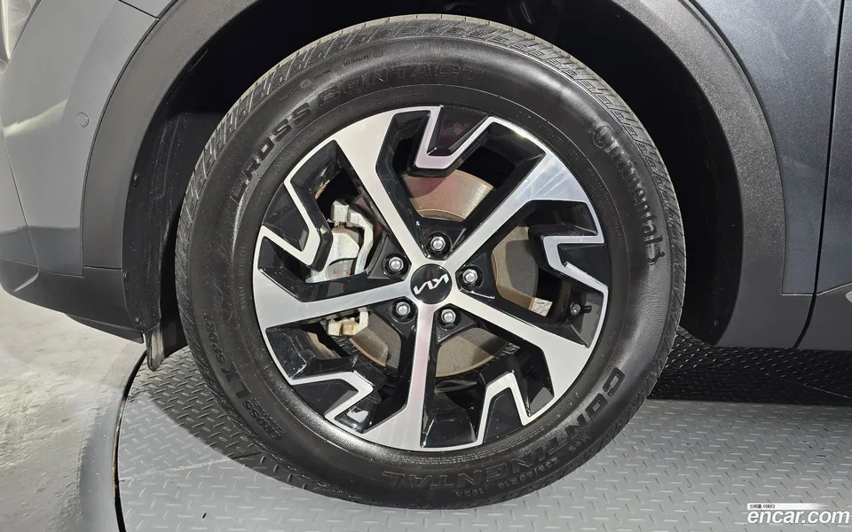 Kia Sportage Hybrid 4WD 2023 — миниатюра 5