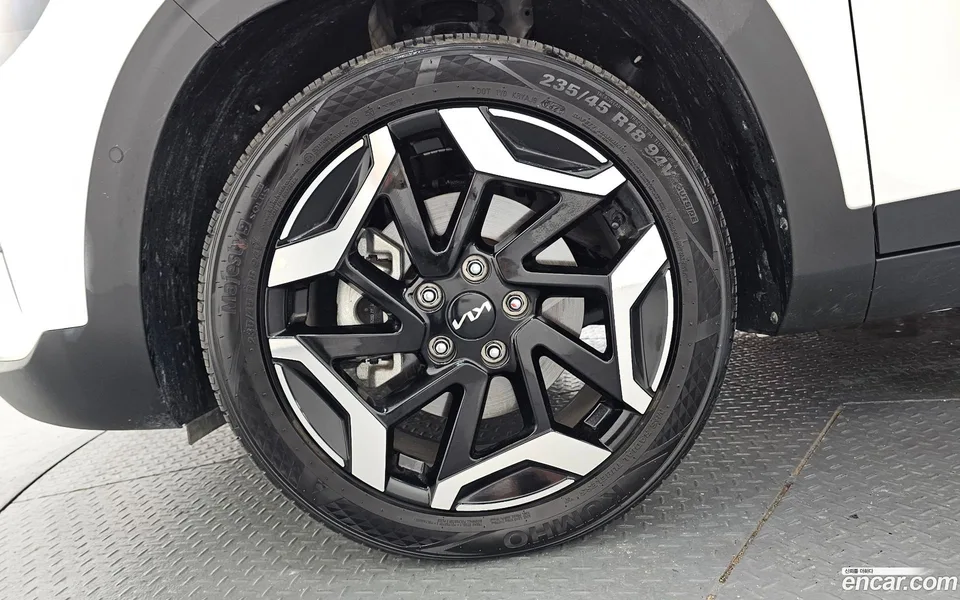 Kia Seltos 1.6 2WD 2023 — миниатюра 2