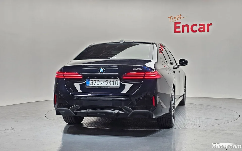 BMW 5 Series 520i M 2025 — миниатюра 4