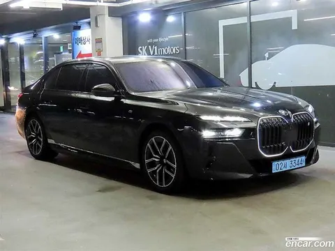 BMW i7 2025 buy in Moscow