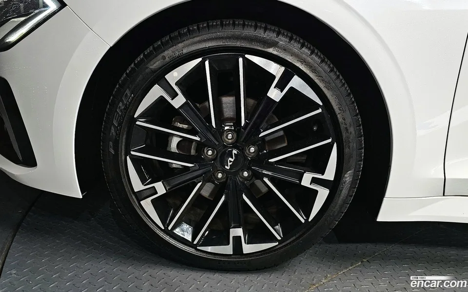 Kia K5 1.6 2024 — миниатюра 2