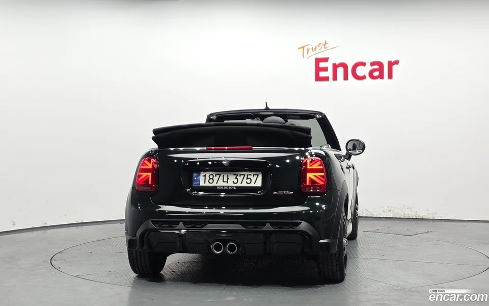 MINI Cooper S Convertible JCW 2023 — thumbnail 4