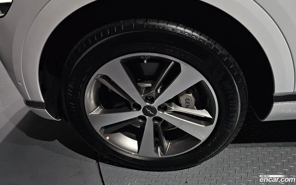 Genesis GV80 2.5T AWD 2023 — миниатюра 2