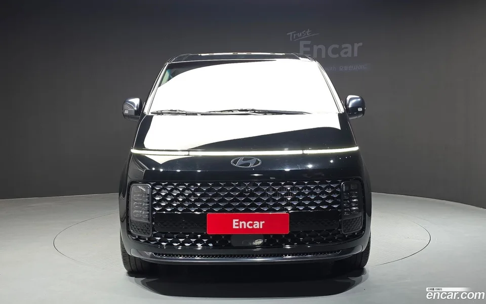 Hyundai Staria HEV 1.6 7 2024 — миниатюра 3