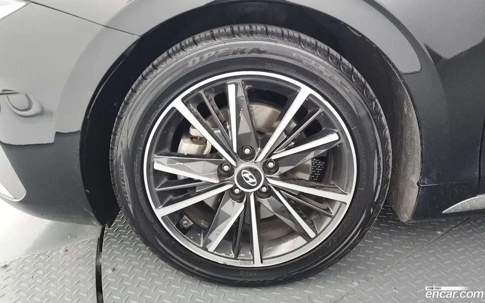 Hyundai Grandeur IG 2.5 2022 — миниатюра 2
