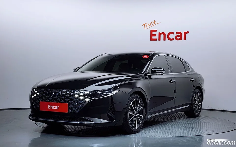 Hyundai Grandeur IG 2.5 2022 — фото 1, купить с доставкой в Москву