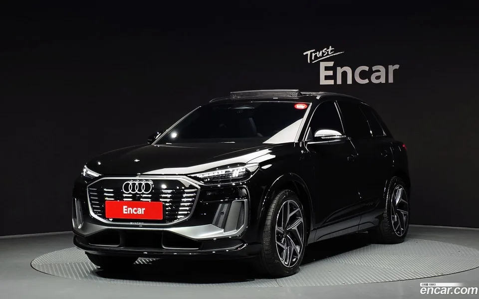 Audi Q6 e- 2025 — фото 1, купить с доставкой в Москву