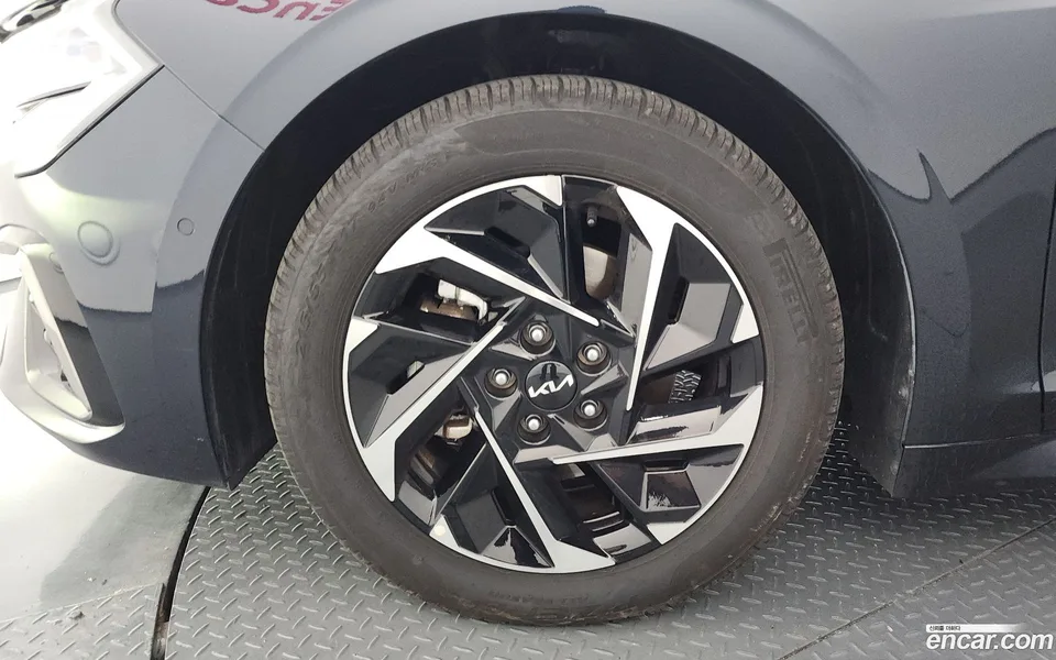 Kia K5 Hybrid 2024 — миниатюра 5
