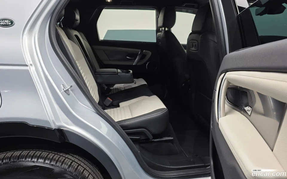 Land Rover Discovery Sport P250 SE 2025 — миниатюра 5