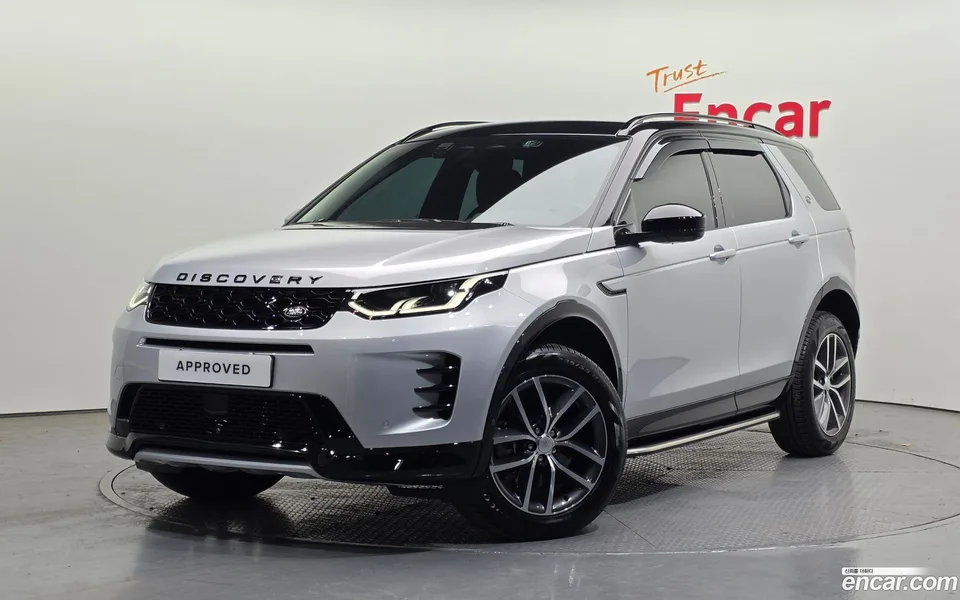 Land Rover Discovery Sport P250 SE 2025 — фото 1, купить с доставкой в Москву