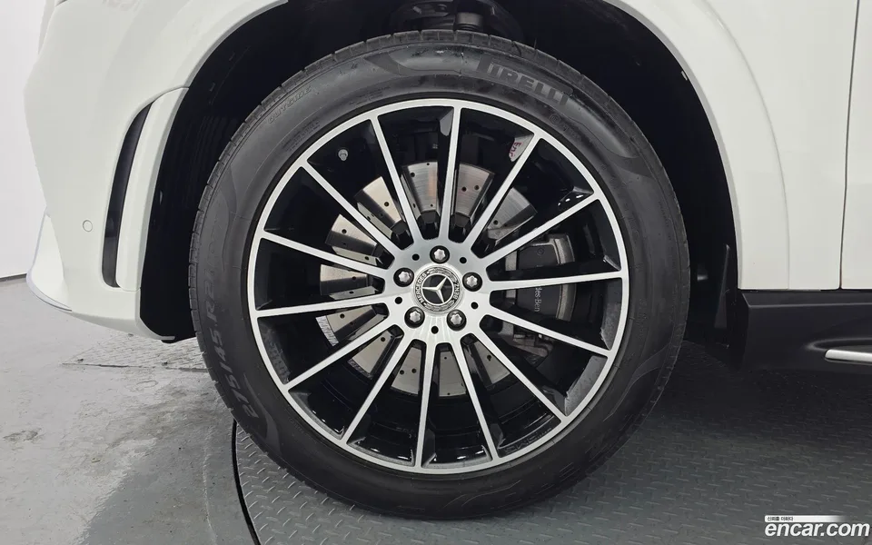 Mercedes-Benz GLE-Class GLE450 4MATIC 2023 — миниатюра 5