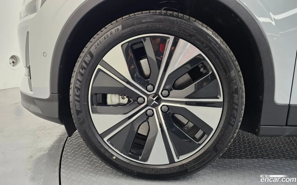 Polestar Polestar 2 2022 — миниатюра 2