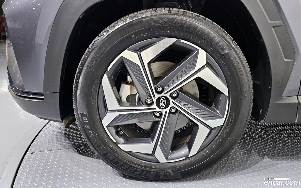 Hyundai Tucson 1.6 2WD 2023 — миниатюра 2