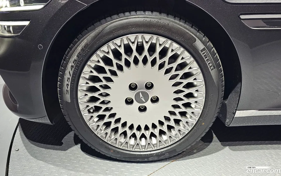 Genesis G80 2.5 2WD 2023 — миниатюра 2