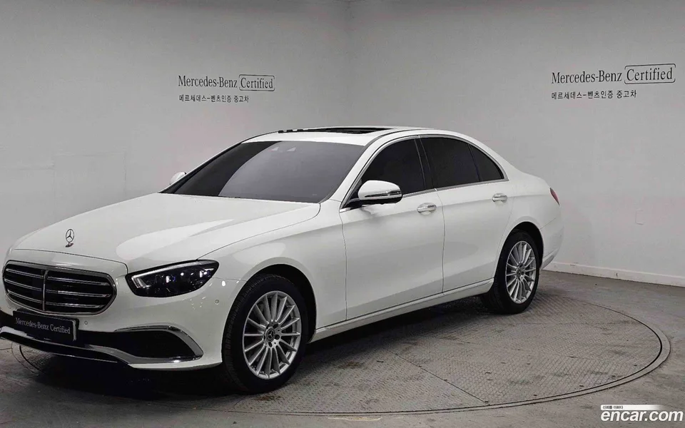Mercedes-Benz E-Class E220d 4MATIC 2023 — фото 1, купить с доставкой в Москву