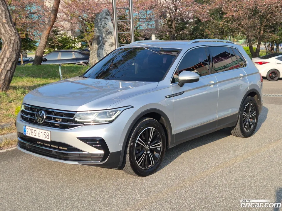 Volkswagen Tiguan 2.0 TDI 2022 — фото 1, купить с доставкой в Москву