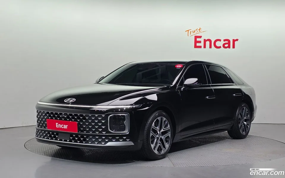 Hyundai Grandeur 2.5 2WD 2025 — фото 1, купить с доставкой в Москву