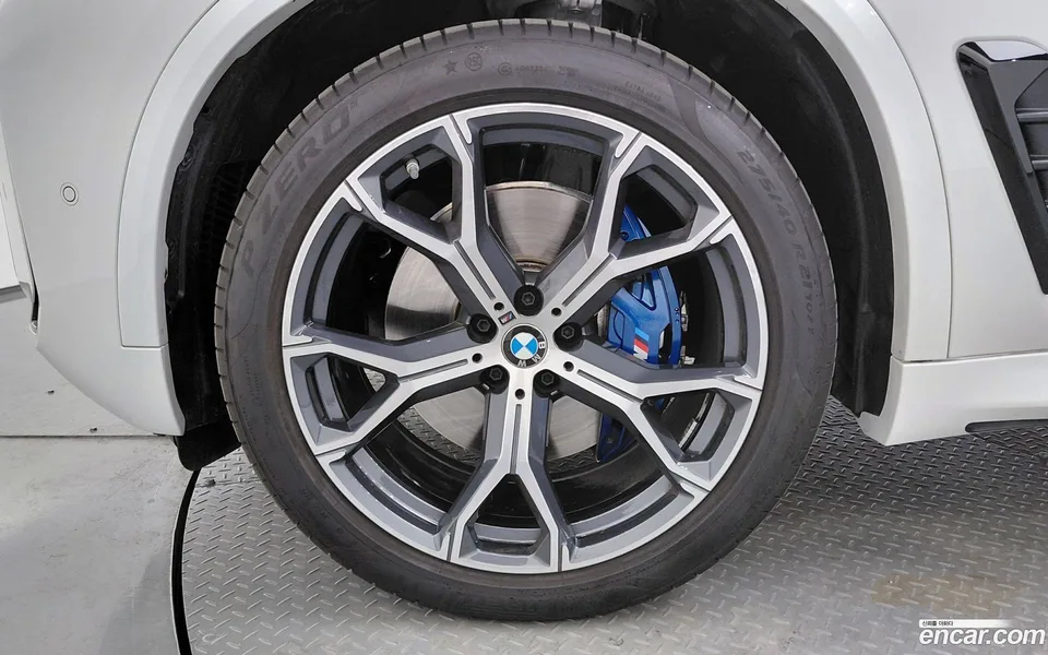 BMW X5 xDrive 30d M 2025 — миниатюра 2