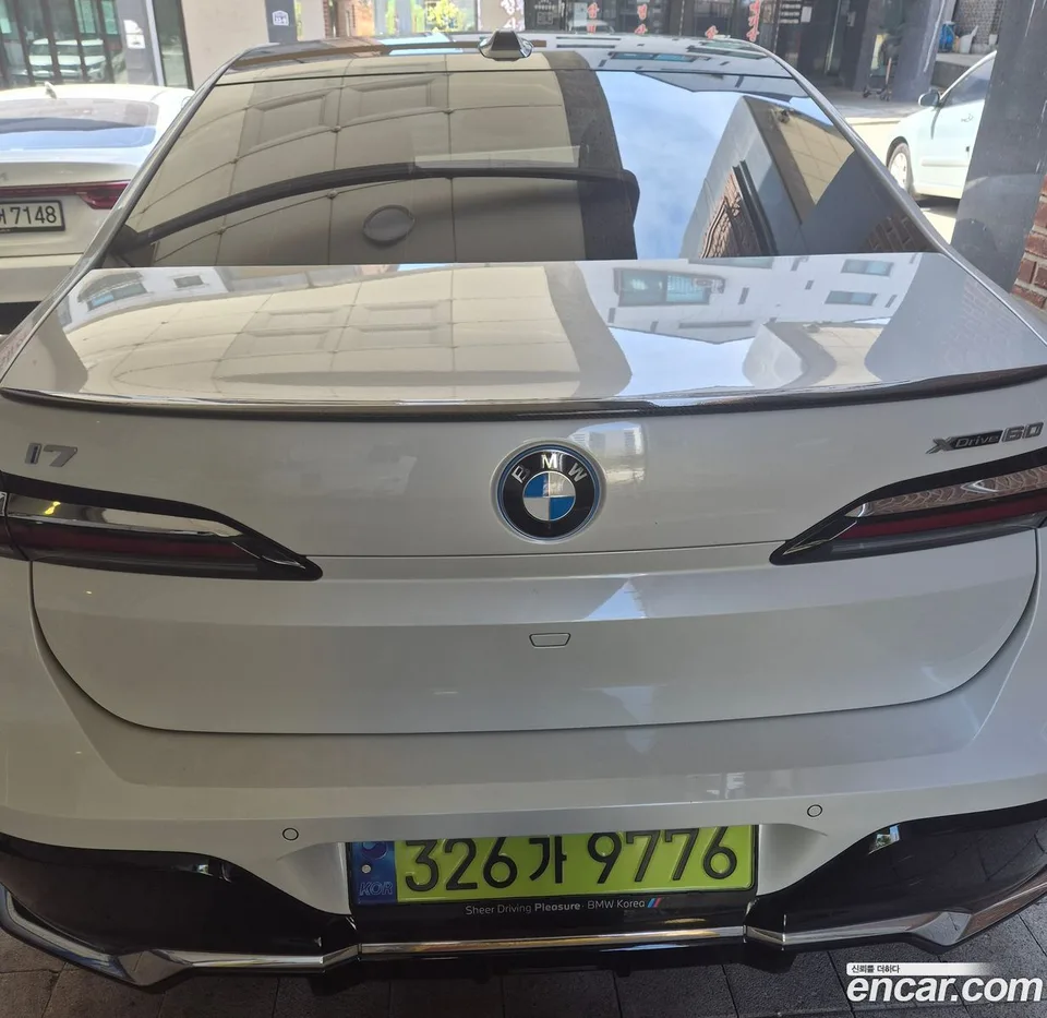 BMW i7 xDrive 60 M 2025 — миниатюра 4